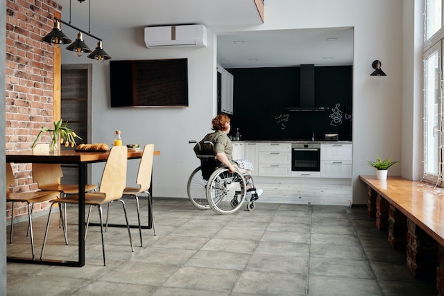 Het kiezen van de juiste rolstoel: comfort en mobiliteit in één